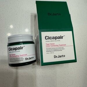 Dr. Jart+ Cicapair Tiger Grass Color Correcting Treatment